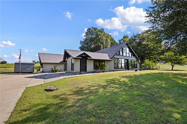 2812 W 17th Street, Russellville, AR 72802