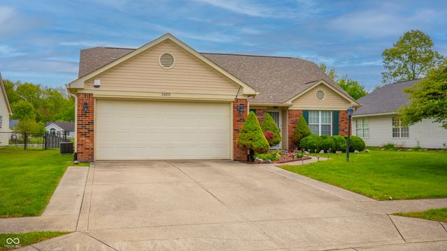 1605 Warren Lake Court, Indianapolis, IN 46229