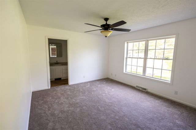 14077 Sparta Avenue, Kent City, MI 49330