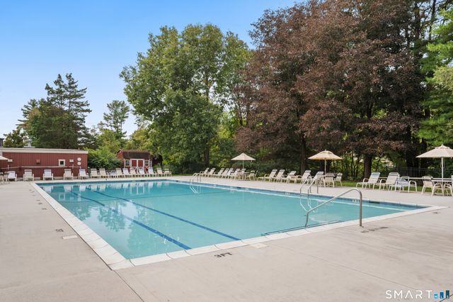 139 Heritage Village B, Southbury, CT 06488