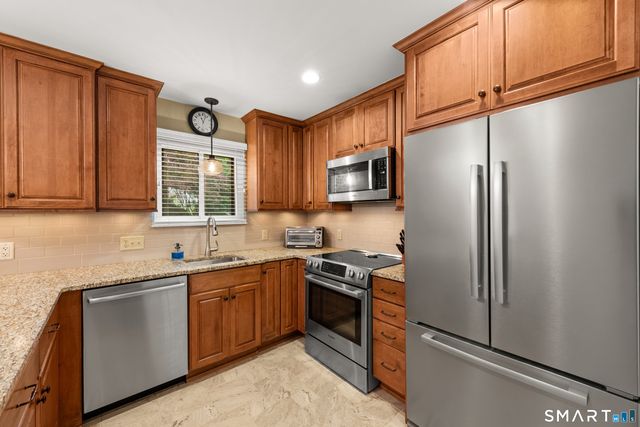 139 Heritage Village B, Southbury, CT 06488
