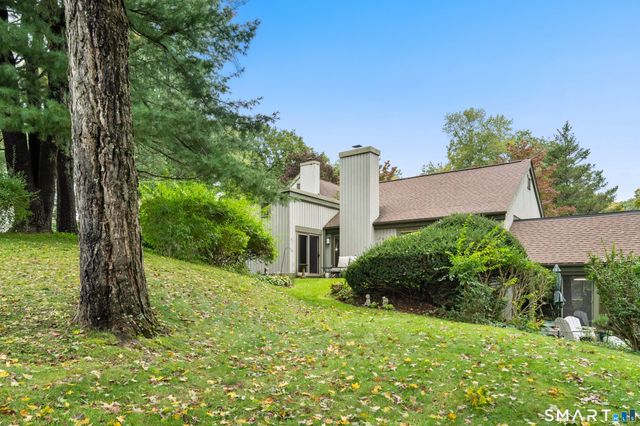 139 Heritage Village B, Southbury, CT 06488