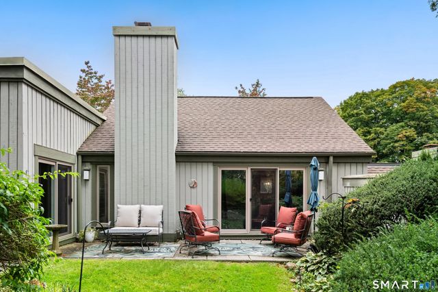 139 Heritage Village B, Southbury, CT 06488