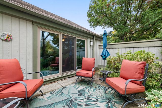 139 Heritage Village B, Southbury, CT 06488