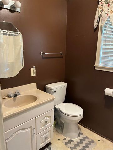 605 N Morgan St, Hamburg, AR 71646