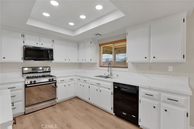 14499 Mirada Place, Apple Valley, CA 92307