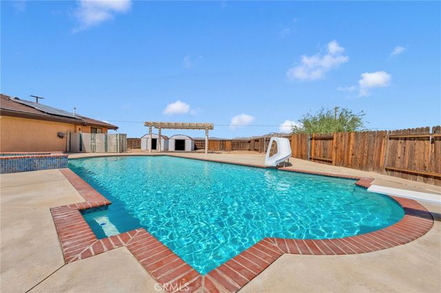 14499 Mirada Place, Apple Valley, CA 92307