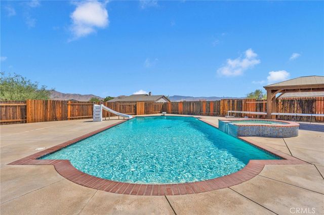 14499 Mirada Place, Apple Valley, CA 92307