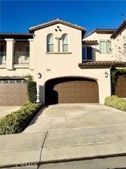 4025 Balmoral Dr, Yorba Linda, CA 92886