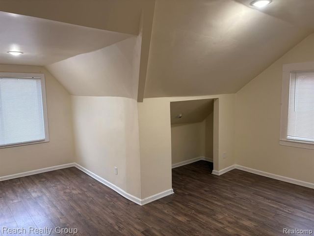 19989 Steel Street, Detroit, MI 48235