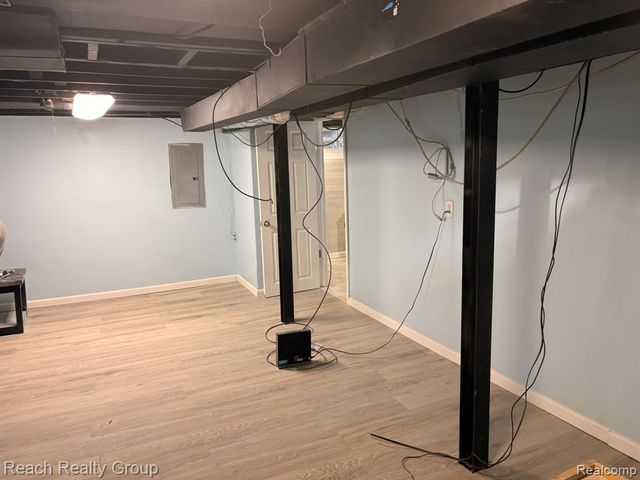 19989 Steel Street, Detroit, MI 48235