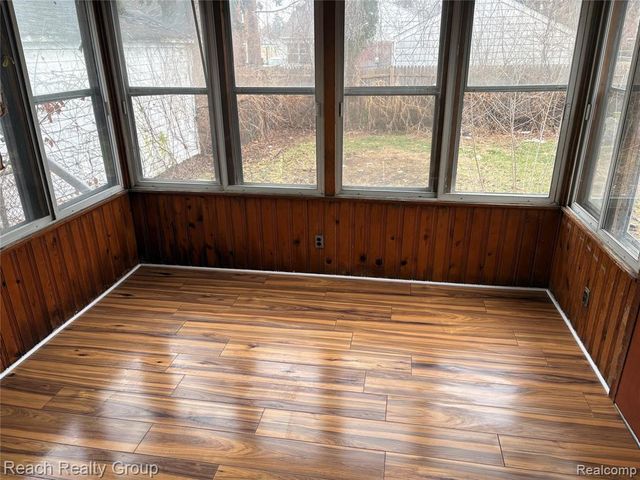 19989 Steel Street, Detroit, MI 48235