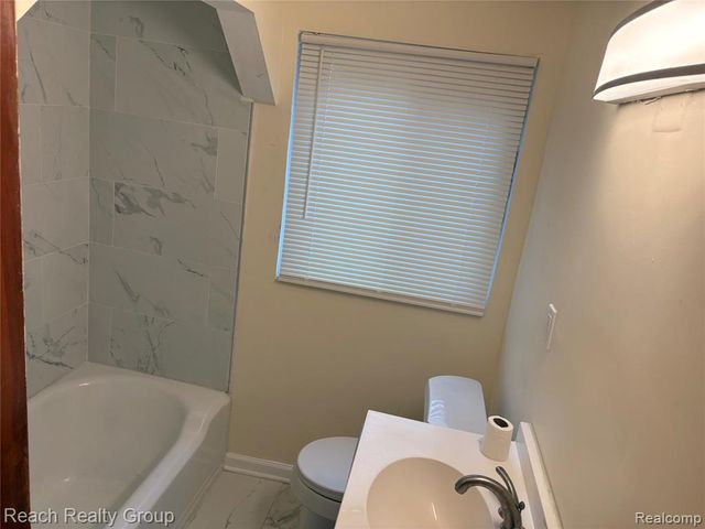 19989 Steel Street, Detroit, MI 48235