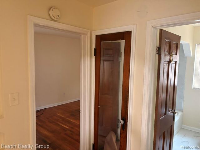 19989 Steel Street, Detroit, MI 48235