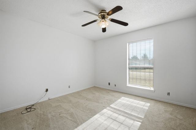 1018 S Valentine Drive, Sherman, TX 75090