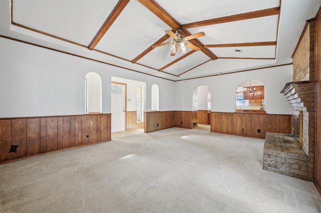 1018 S Valentine Drive, Sherman, TX 75090