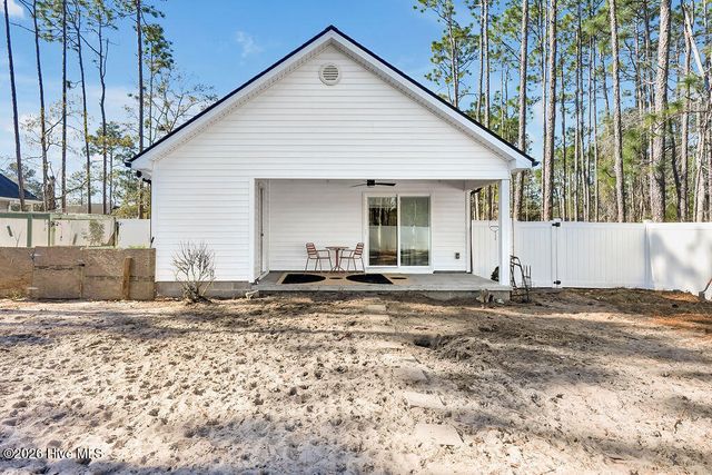 79 S Fayetteville Road S, Southport, NC 28461