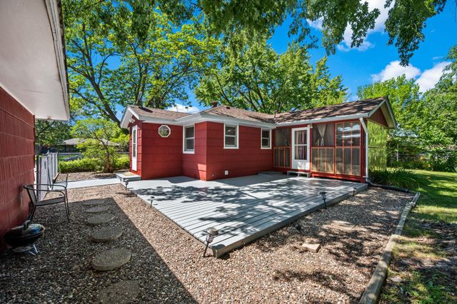6932 Kentucky Avenue N, Brooklyn Park, MN 55428