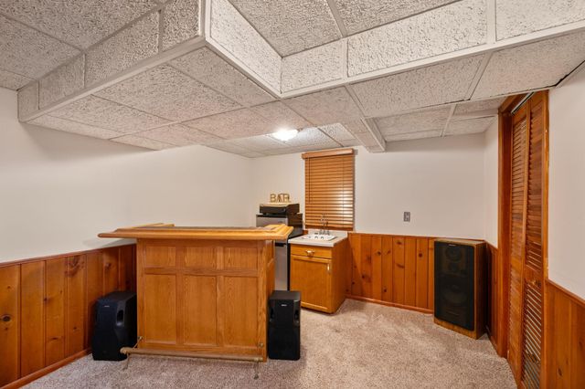 6932 Kentucky Avenue N, Brooklyn Park, MN 55428