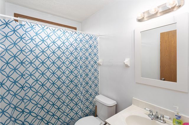 5713 Larksdale Drive, Galloway, OH 43119