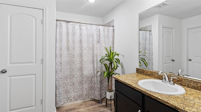 722 Road 5138, Cleveland, TX 77327