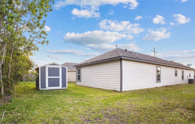 722 Road 5138, Cleveland, TX 77327