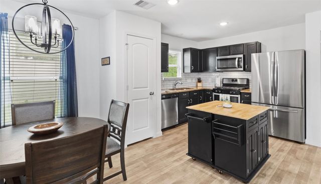 722 Road 5138, Cleveland, TX 77327