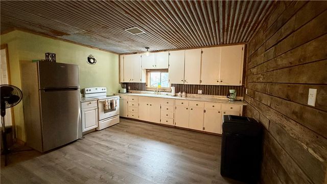 205 Church Street, Omaha, AR 72662