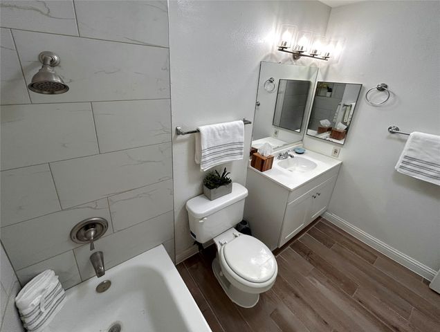 6900 Skillman Street 304C, Dallas, TX 75231