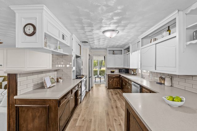 1433 W Red Bird Lane, Dallas, TX 75232