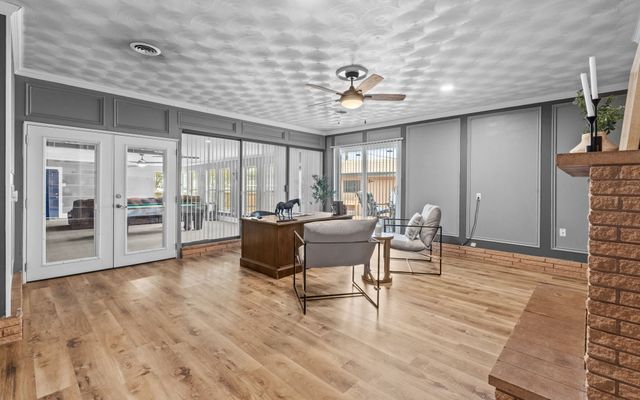 1433 W Red Bird Lane, Dallas, TX 75232