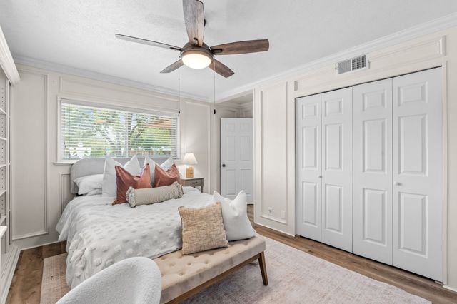 1433 W Red Bird Lane, Dallas, TX 75232