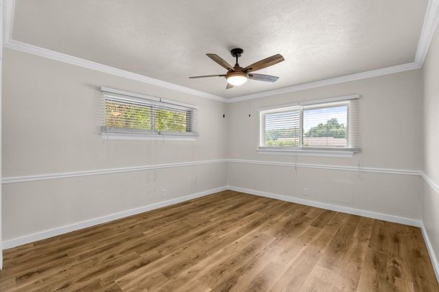 1433 W Red Bird Lane, Dallas, TX 75232