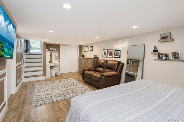 28 Weiner Street, Staten Island, NY 10309