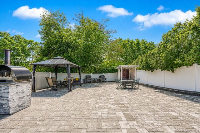 28 Weiner Street, Staten Island, NY 10309
