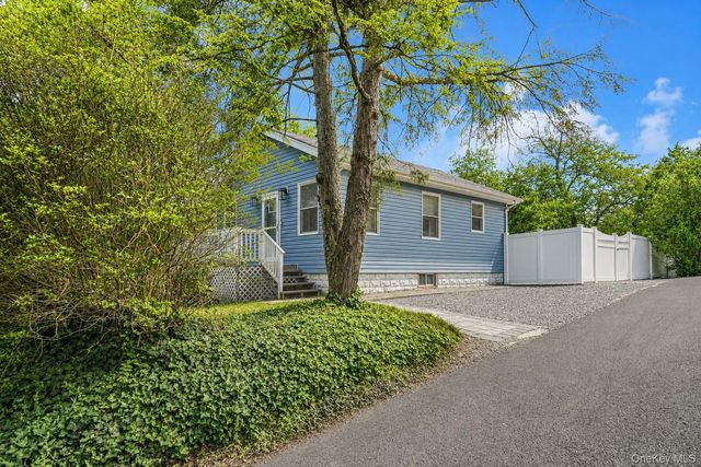 28 Weiner Street, Staten Island, NY 10309