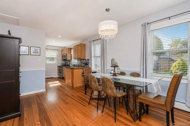 28 Weiner Street, Staten Island, NY 10309