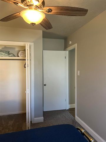 6808 NW Willow Springs Dr, Lawton, OK 73505