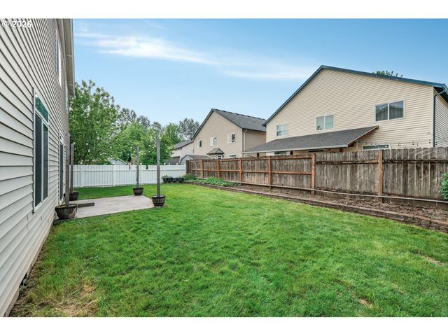 2610 Nw 11TH St, Battle Ground, WA 98604