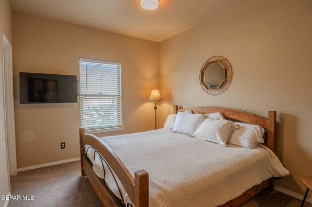 5864 MEGAN Street, Santa Teresa, NM 88008