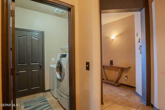 5864 MEGAN Street, Santa Teresa, NM 88008