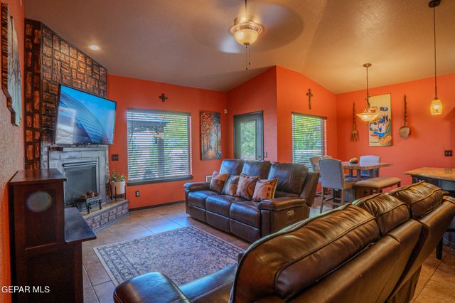5864 MEGAN Street, Santa Teresa, NM 88008