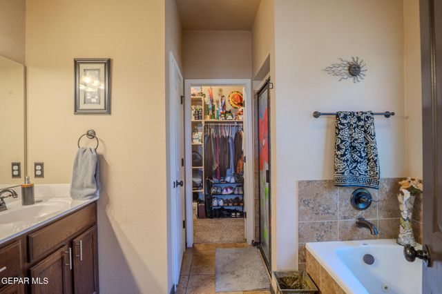 5864 MEGAN Street, Santa Teresa, NM 88008