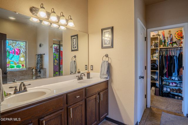 5864 MEGAN Street, Santa Teresa, NM 88008