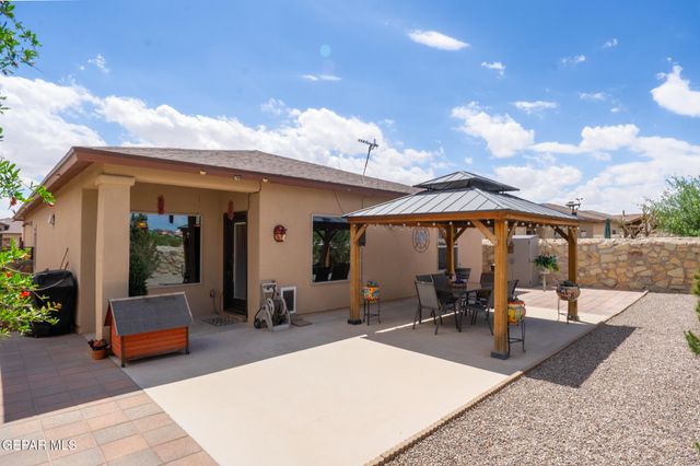 5864 MEGAN Street, Santa Teresa, NM 88008