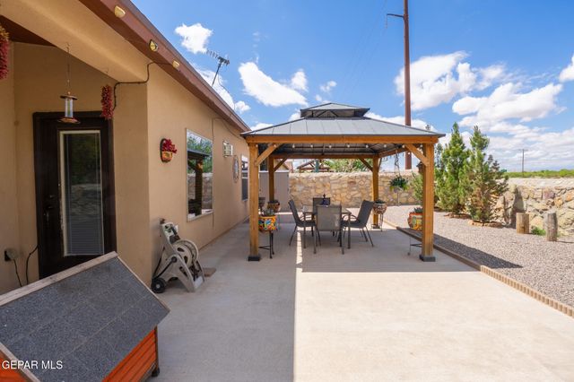 5864 MEGAN Street, Santa Teresa, NM 88008