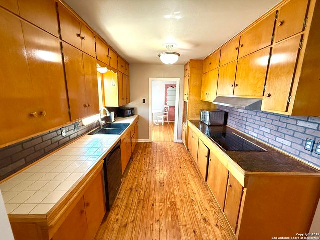 27320 Toutant Beauregard Road, Boerne, TX 78006