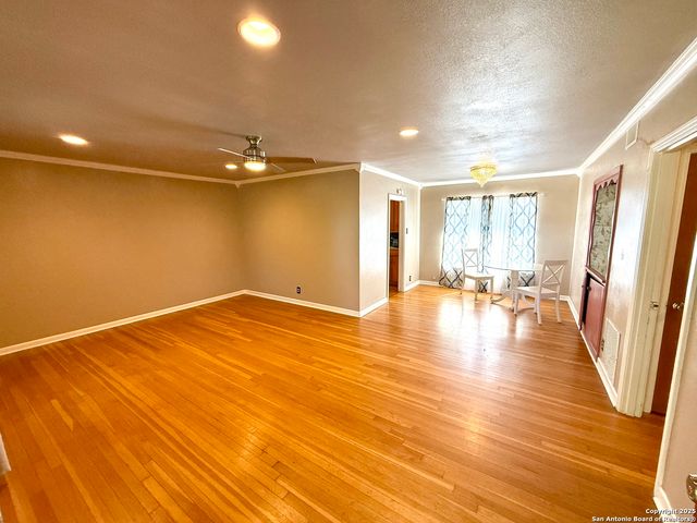 27320 Toutant Beauregard Road, Boerne, TX 78006