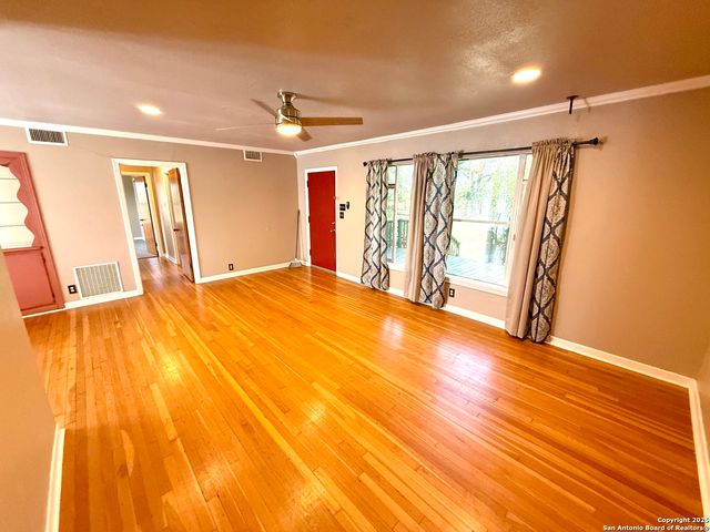 27320 Toutant Beauregard Road, Boerne, TX 78006