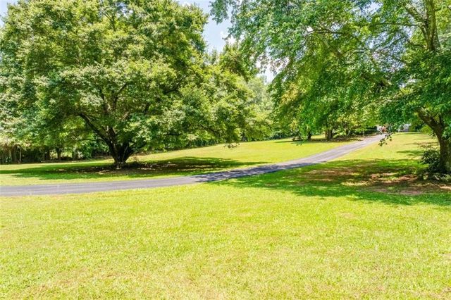6180 Old Jefferson Road, Athens, GA 30607